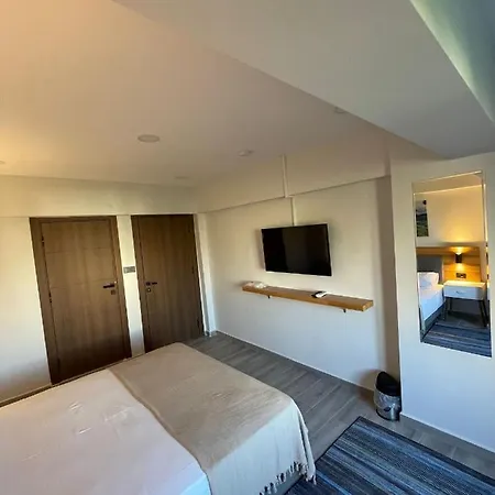 Hotell Royalova Çınarcık