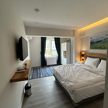 Royalova * Чынарджык