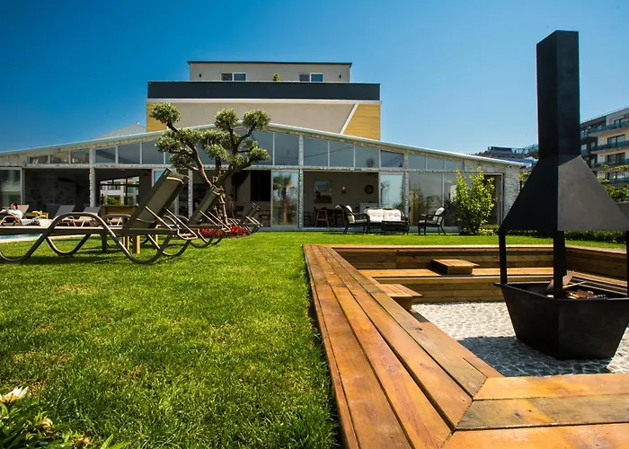 Royalova Çınarcık